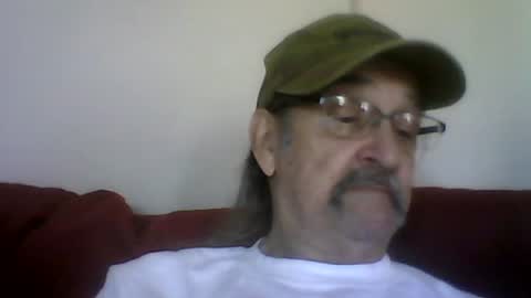 Snapshot of 1valentine chatting on 06/21/26, 02:08 1valentine online show from 06/21/26, 02:08