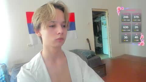 Snapshot of 1vampirella_gs chatting on 06/04/26, 01:17 Milos online show from 06/04/26, 01:17