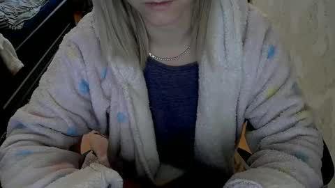 1your_hot_girls online show from 12/04/24, 11:52