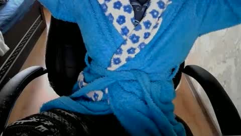 1your_hot_girls online show from 01/04/25, 10:16