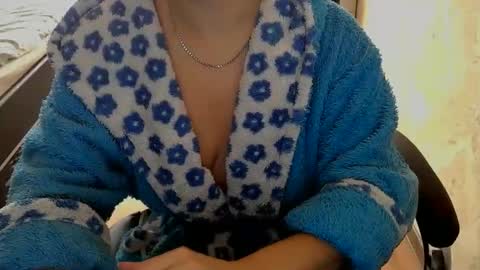 1your_hot_girls online show from 02/09/25, 11:47