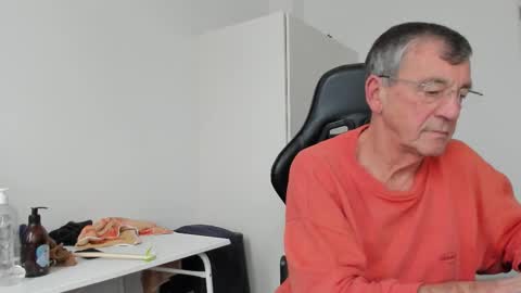 Henk online show from 12/01/25, 02:55