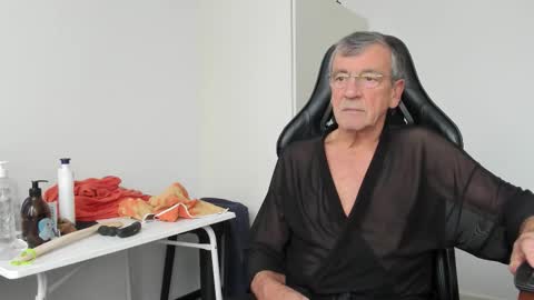 Henk online show from 12/02/25, 12:43