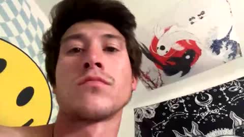 AlecurClit online show from 10/23/25, 09:46