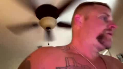 Snapshot of 22bigelo2316 chatting on 10/05/25, 07:34 22bigelo2316 online show from 10/05/25, 07:34