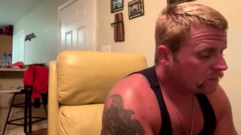 Snapshot of 22bigelo2316 chatting on 11/05/25, 08:58 22bigelo2316 online show from 11/05/25, 08:58