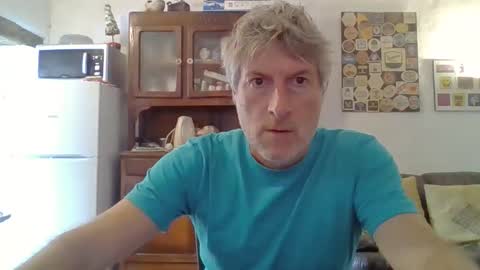 22esserre online show from 09/17/25, 11:23