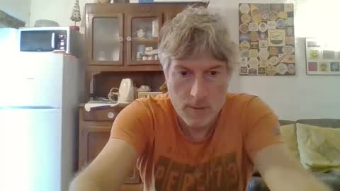 22esserre online show from 10/15/25, 11:32