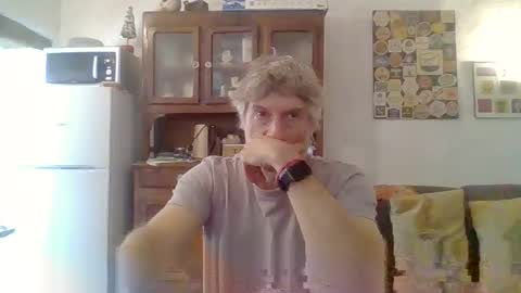 22esserre online show from 10/24/25, 01:29