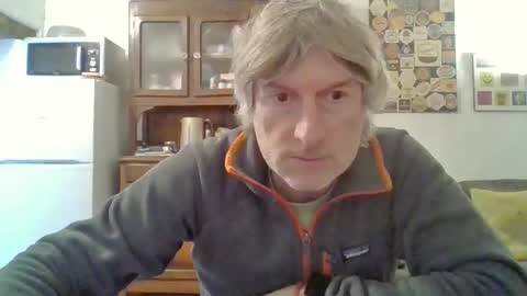 22esserre online show from 12/15/25, 12:42