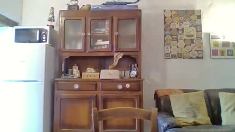 22esserre online show from 04/20/26, 11:24