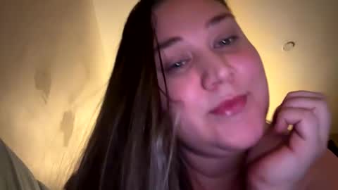 Snapshot of 22thickfatpussy chatting on 12/14/25, 11:26 22thickfatpussy online show from 12/14/25, 11:26