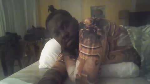 Snapshot of 242doggy242 chatting on 11/16/25, 06:19 420 Bbc online show from 11/16/25, 06:19