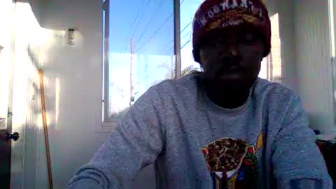 Snapshot of 242doggy242 chatting on 12/21/25, 12:56 420 Bbc online show from 12/21/25, 12:56