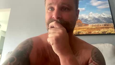 Snapshot of 247edgeallday chatting on 09/17/25, 02:30 247edgeallday online show from 09/17/25, 02:30