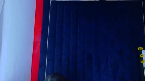 Isabella online show from 04/10/26, 12:21