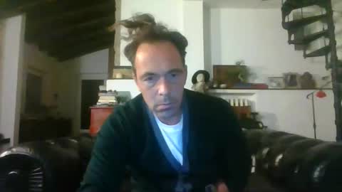 Snapshot of 27lv27 chatting on 09/30/25, 09:53 27lv27 online show from 09/30/25, 09:53