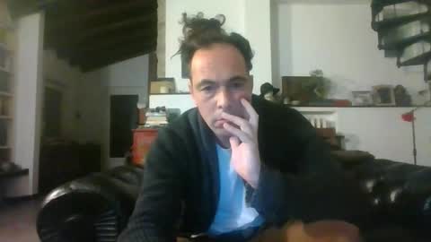 Snapshot of 27lv27 chatting on 12/22/25, 06:16 27lv27 online show from 12/22/25, 06:16