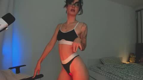 Sasha weekend from 14 to 27 November online show from 12/01/25, 03:33