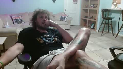 Snapshot of 2dirtyhillbillies chatting on 02/27/26, 12:10 ThrillBilly online show from 02/27/26, 12:10