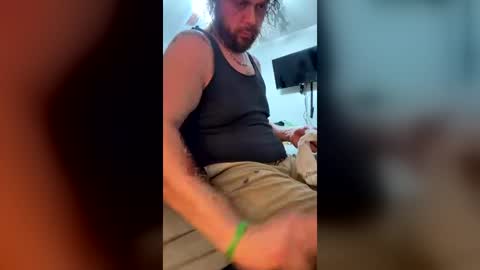 Snapshot of 2dirtyhillbillies chatting on 07/06/26, 10:45 ThrillBilly online show from 07/06/26, 10:45