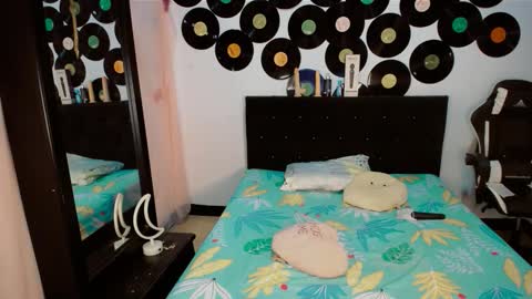 samantha sharon online show from 02/18/26, 08:43