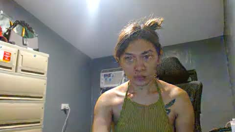 Snapshot of 2redhorsetsdoll chatting on 01/16/26, 09:24 2redhorsetsdoll online show from 01/16/26, 09:24