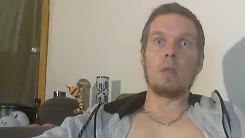 2small4you83 online show from 12/18/24, 02:28