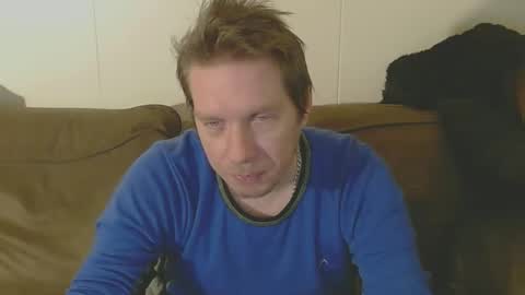 2small4you83 online show from 02/21/25, 01:11