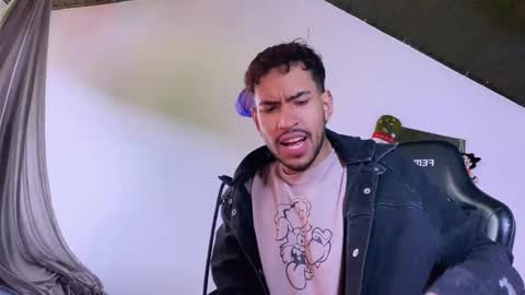 E V I L online show from 12/19/25, 07:10