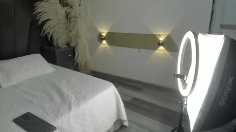 3X NAXAA online show from 04/21/26, 01:28