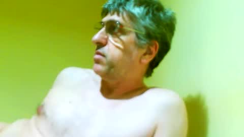 Snapshot of 41bigdick41 chatting on 06/08/26, 04:13 41bigdick41 online show from 06/08/26, 04:13