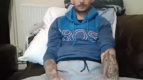 420feetloverr420 online show from 09/28/25, 08:36