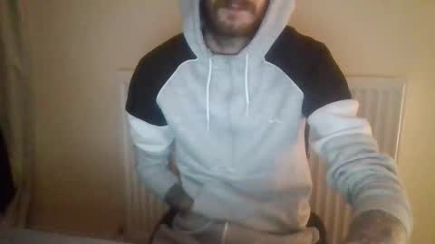 420feetloverr420 online show from 11/13/25, 04:11