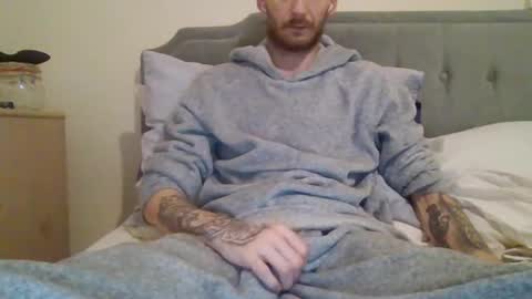 420feetloverr420 online show from 02/03/26, 09:14