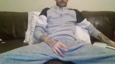 420feetloverr420 online show from 02/13/26, 02:29