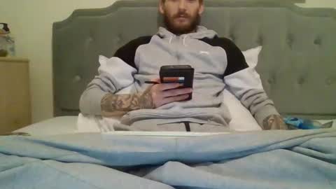 420feetloverr420 online show from 03/13/26, 09:38