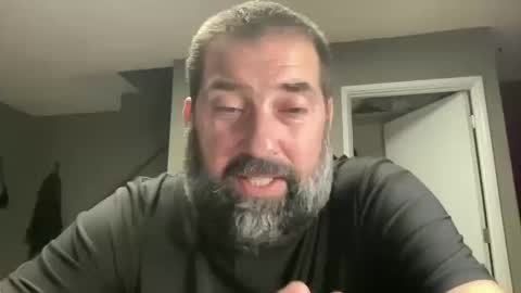 Snapshot of 420kc_couple chatting on 10/20/25, 02:56 KC420Couple online show from 10/20/25, 02:56