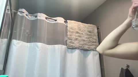 KC420Couple online show from 12/17/25, 07:09