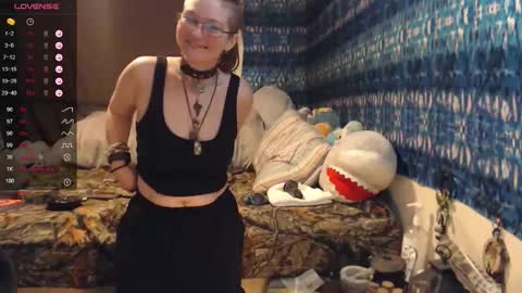 420stonerchick online show from 03/05/26, 02:13