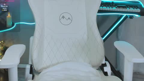 Andrew online show from 12/04/24, 06:11