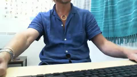 Snapshot of 555tony555 chatting on 01/10/25, 02:46 555tony555 online show from 01/10/25, 02:46