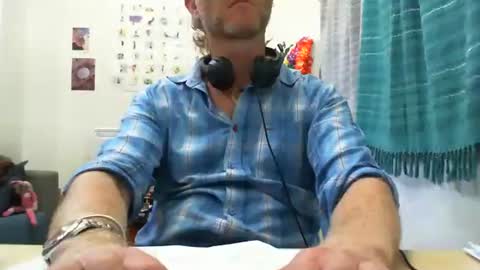 Snapshot of 555tony555 chatting on 02/17/25, 01:04 555tony555 online show from 02/17/25, 01:04