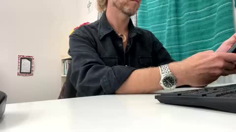 Snapshot of 555tony555 chatting on 03/18/26, 03:53 555tony555 online show from 03/18/26, 03:53