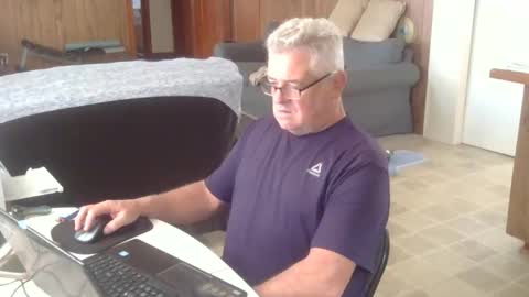 Snapshot of 55mnc chatting on 10/25/25, 05:19 Joe online show from 10/25/25, 05:19