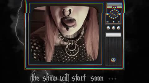 Snapshot of 666deathgasm chatting on 01/18/25, 07:04 Juune online show from 01/18/25, 07:04