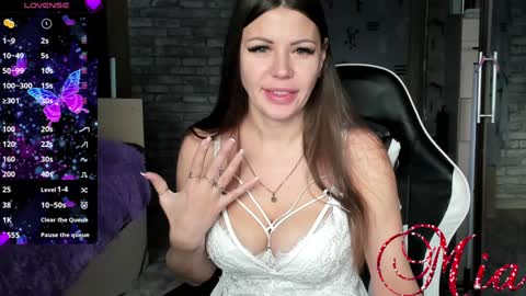 Mia my pvt is open and lovense is active online show from 01/28/25, 04:50