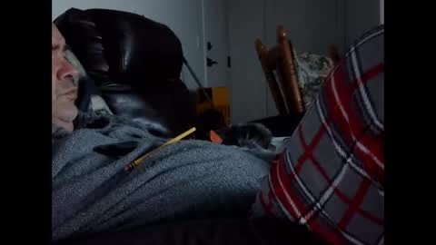 Snapshot of 66bear chatting on 10/12/25, 10:20 66bear online show from 10/12/25, 10:20