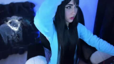  luarii   online show from 05/15/26, 04:19