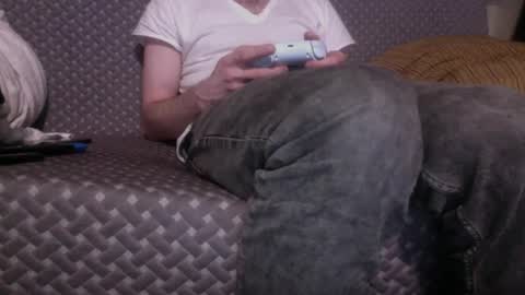 Chris online show from 02/18/25, 01:00